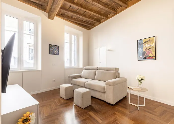 Hostly-barberini Luxury By Trevi Apartment Rom