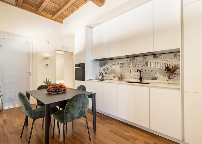 Hostly-barberini Luxury By Trevi Apartment *