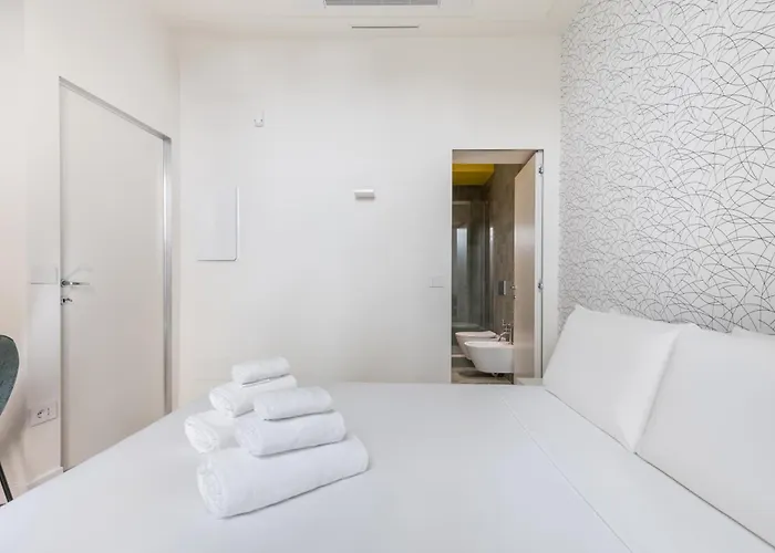 Hostly-barberini Luxury By Trevi Apartment Rom