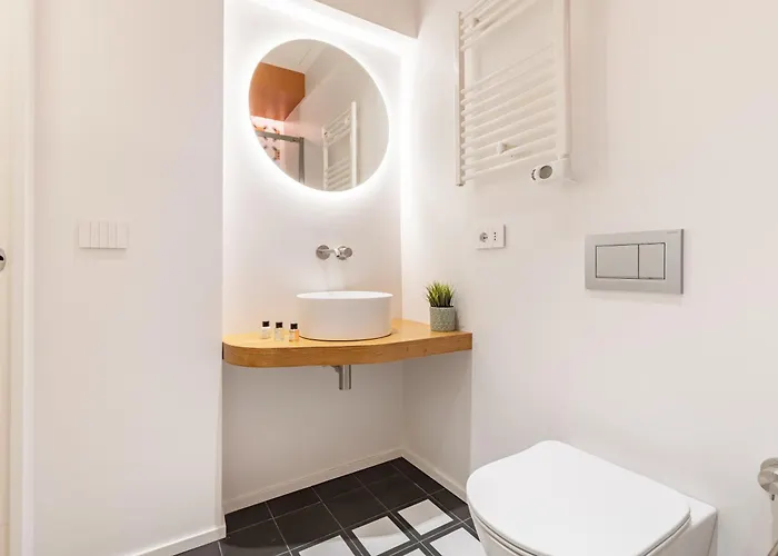Apartment Hostly-barberini Luxury By Trevi